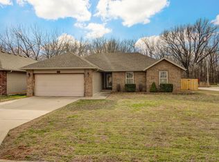 2023 S Fisk Ave, Springfield, MO 65807