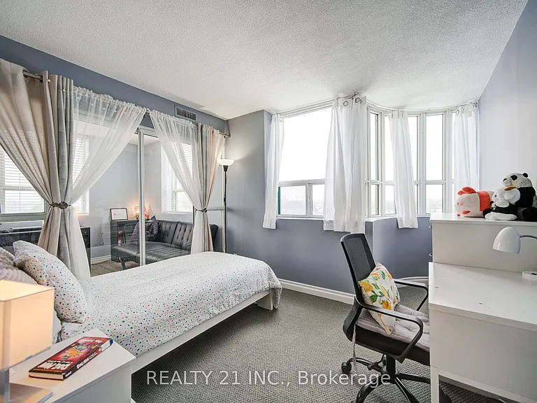 1665 Pickering Pkwy #607 — Photo 26