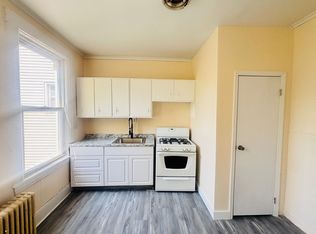 103 Storms Ave #2E, Jersey City, NJ 07306