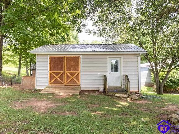 4th image of 64 Sunrise Cir