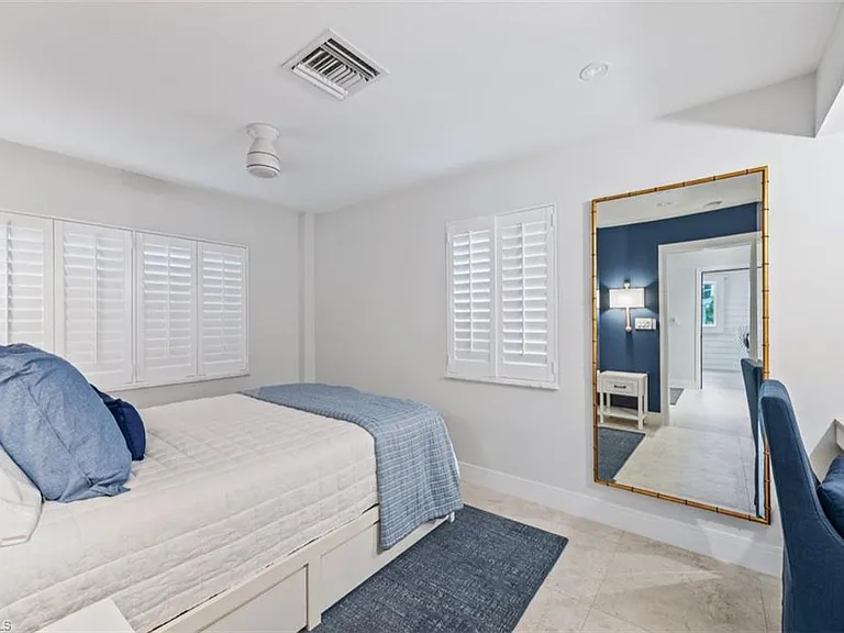 2170 Gulf Shore Blvd N #41E — Photo 13