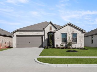 116 Coyote Cir, Terrell, TX 75160