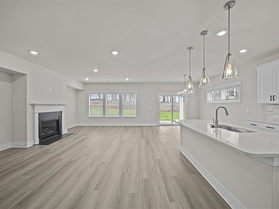 7th image of this home