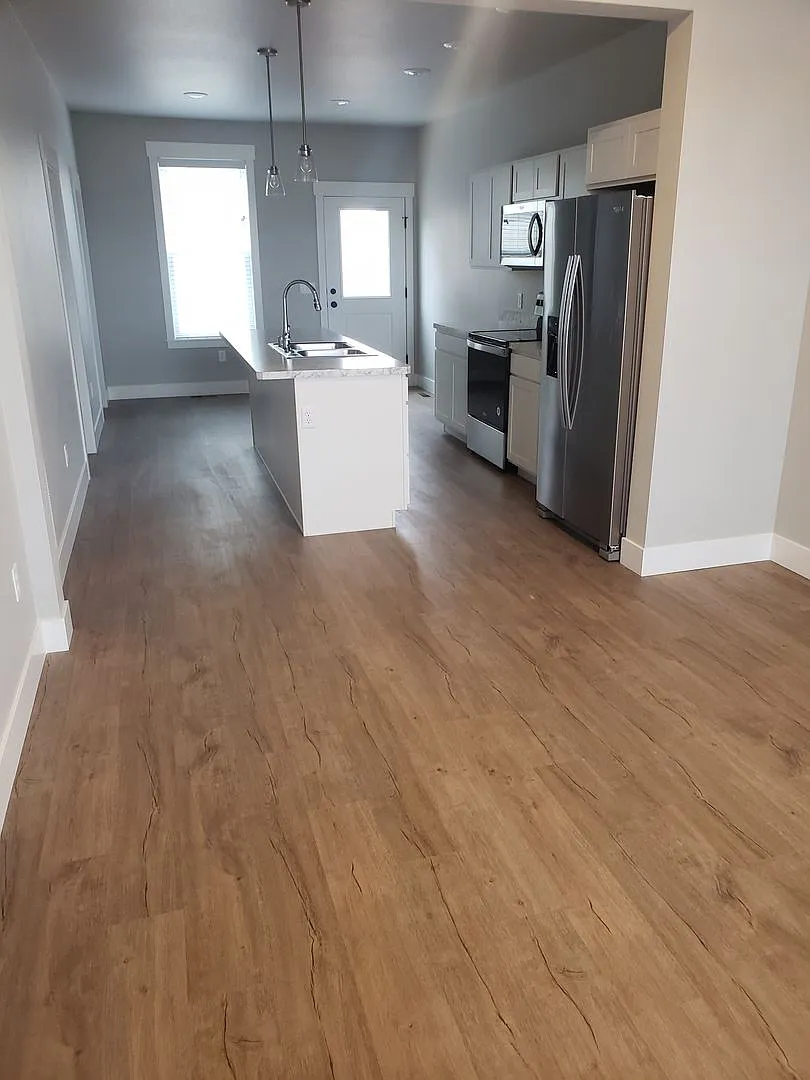 6132 Elysian — Photo 1