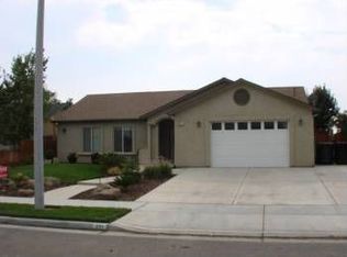 961 Geneva Dr, Lemoore, CA 93245
