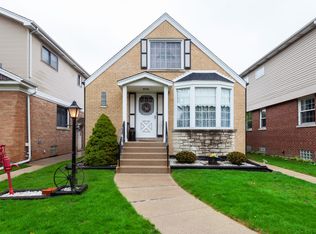 2449 S 10th Ave, North Riverside, IL 60546