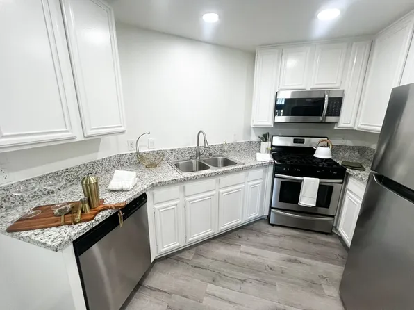 Benefit Apartments, 14459 Benefit St APT 19, Sherman Oaks, CA 91423