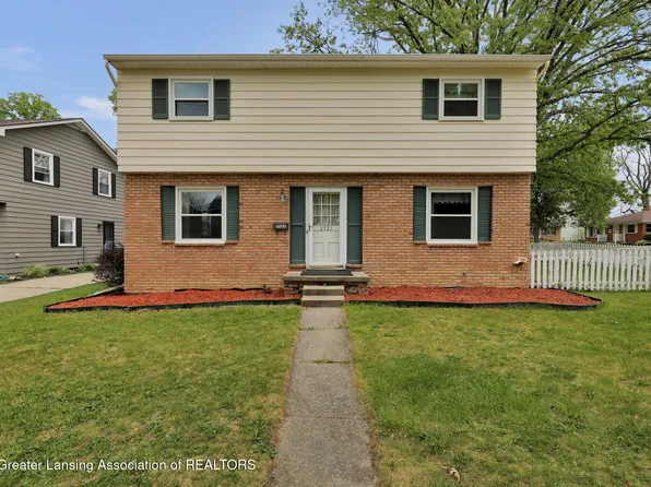 2525 Bedford Rd, Lansing, MI 48911
