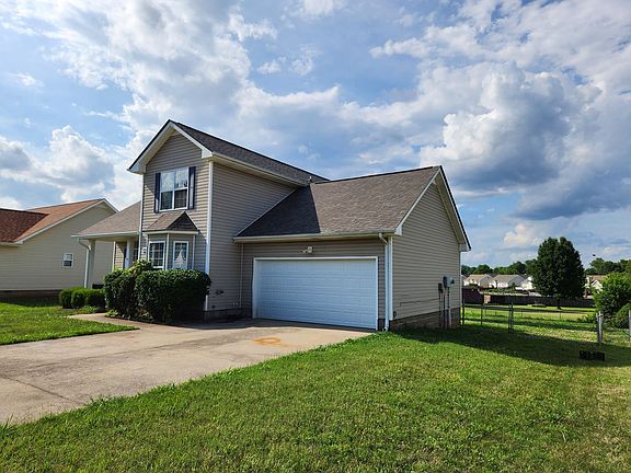 2nd image of 4048 New Grange Cir