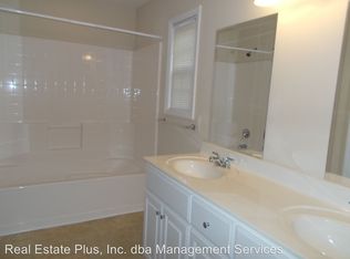 2409 Educational Dr, New Bern, NC 28562