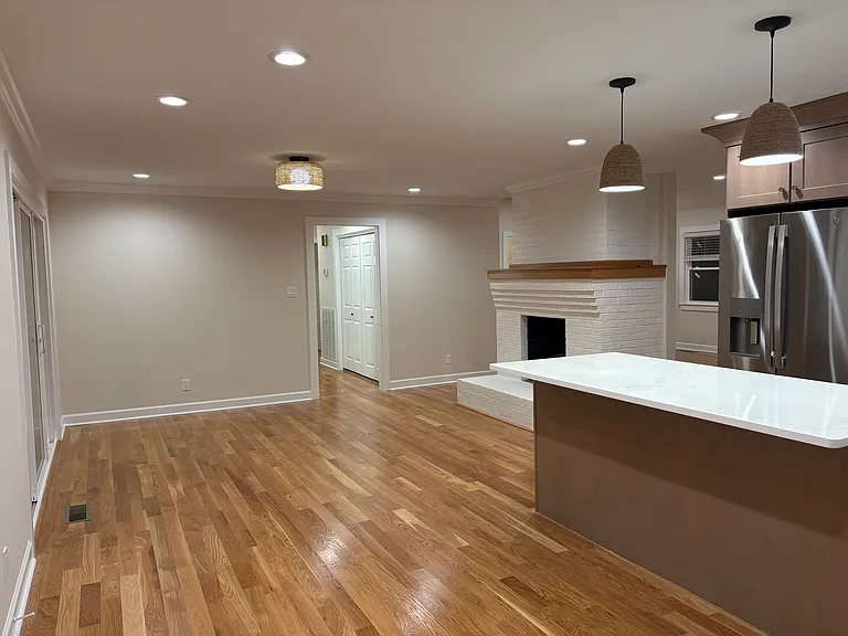 469 Circle Dr — Photo 17