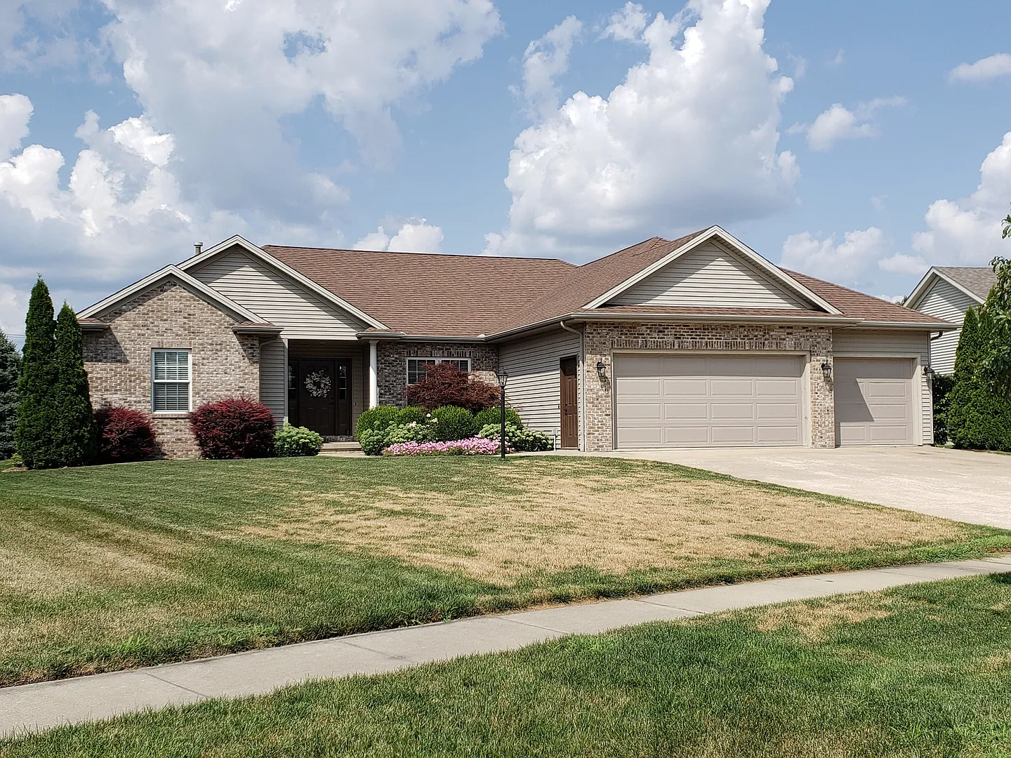 4806 Chestnut Grove Dr photo 1