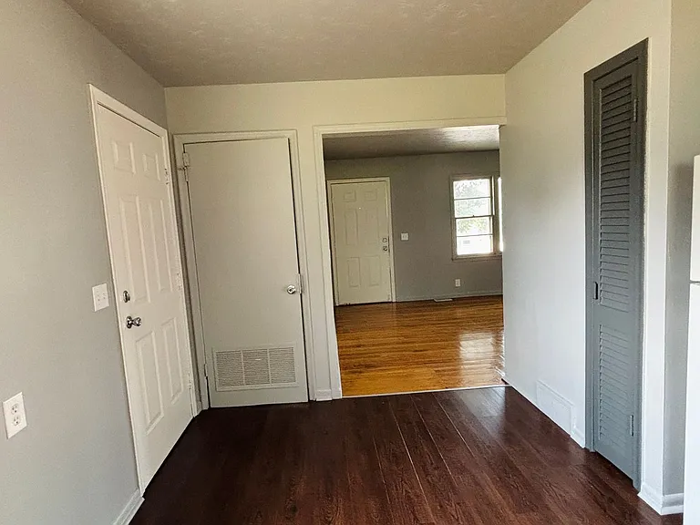 4686 Kansas Ave — Photo 5
