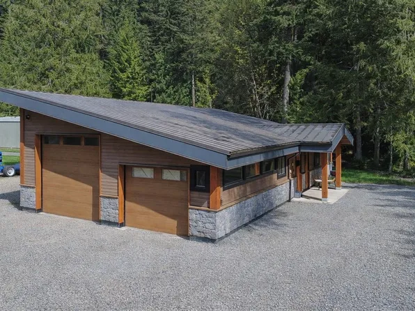 3070 Midnight Way, Squamish, BC V0N 1H0
