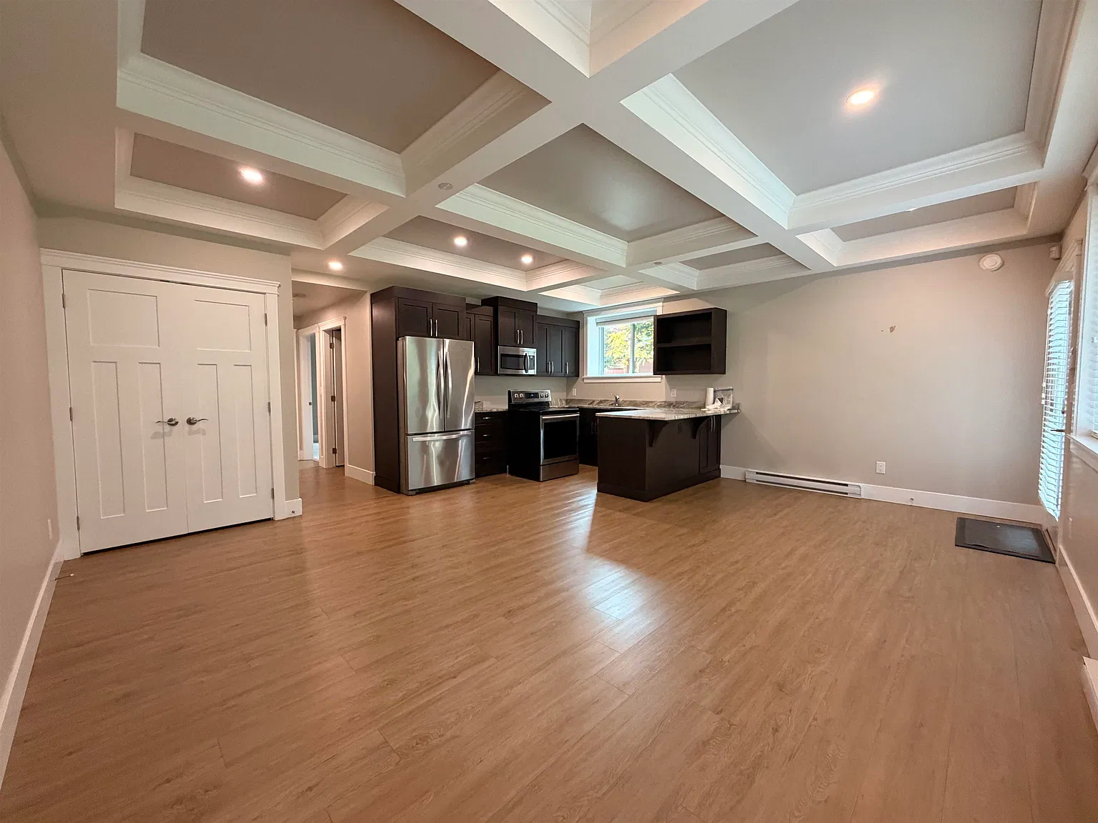 2 bed, 900 sqft, $2,000 — Photo 1