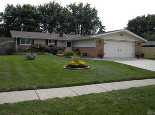 127 Hollywood Blvd, Xenia, OH 45385