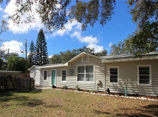 616 37th St W, Bradenton, FL 34205
