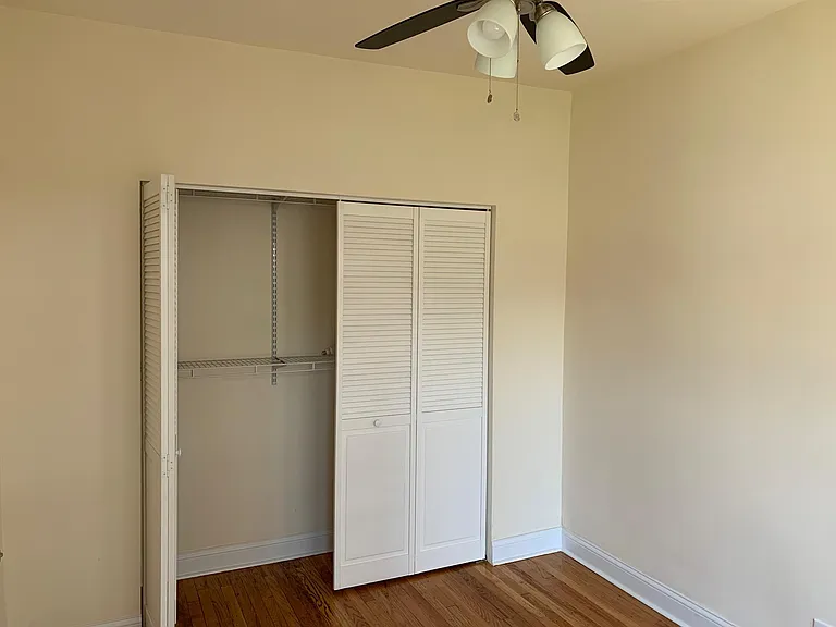 2108 N Saint Louis Ave #3 — Photo 9