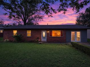 510 SE 10th St, Bentonville, AR 72712