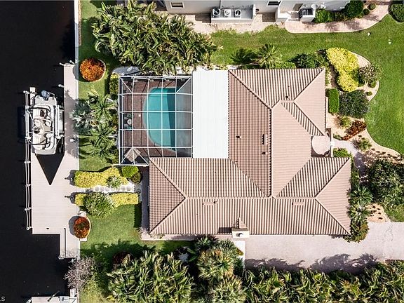4th image of 6811 Danah Ct