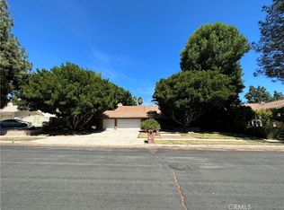 9566 Melvin Ave, Northridge, CA 91324