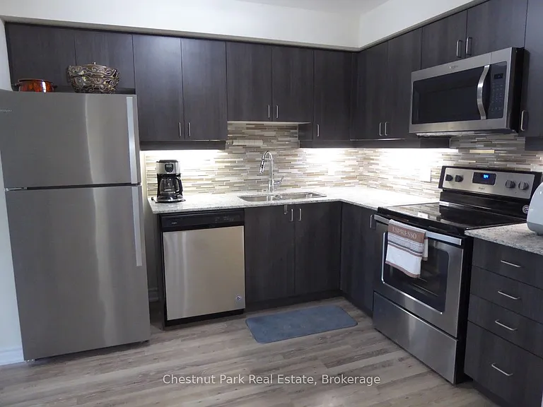 2 Cove Ct #102 — Photo 8