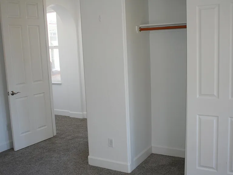 10765 Serratina Dr — Photo 18