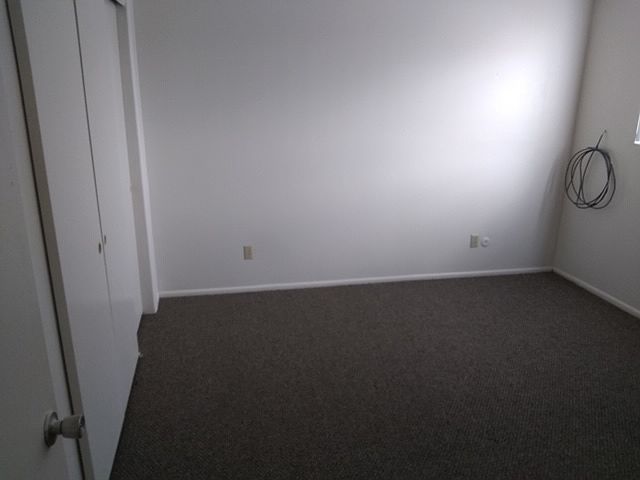 Building Photo 3