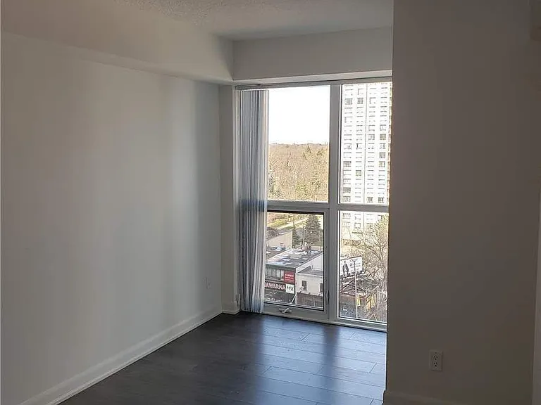 5162 Yonge St #809 — Photo 5