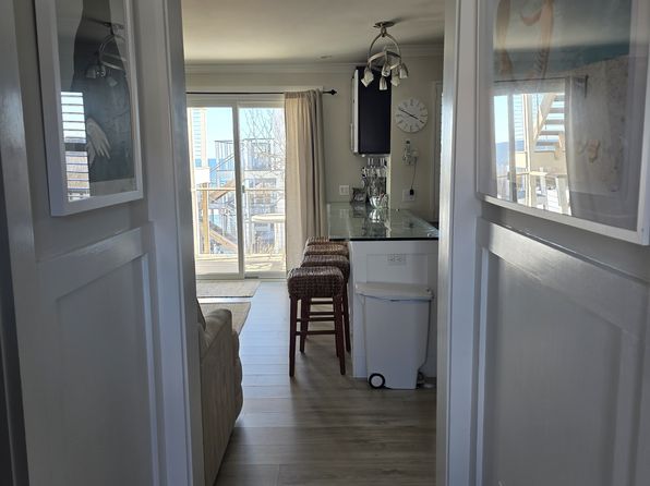 707 Old Montauk Hwy #B3