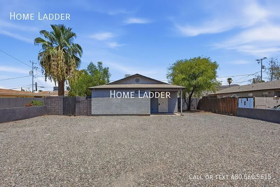 1724 W Carol Ave #A