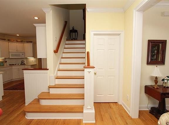 4th image of 1 Campion Ln
