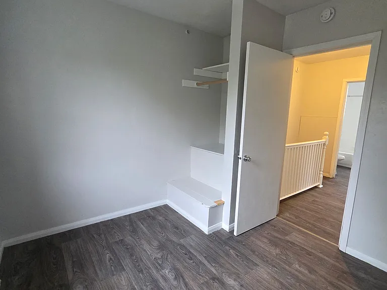 1411 NW Carden Ave #1411 — Photo 16