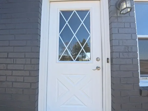 16th St Apartments, 424 16th St #4, Perry, IA 50220