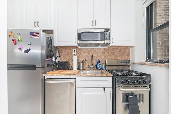 Rented by Keller Williams NYC | media 21