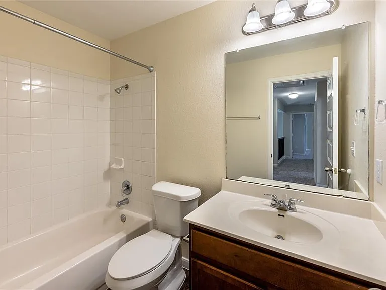 710 Mitchell Dr — Photo 23
