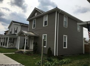 1622 S Davis Ave, Elkins, WV 26241
