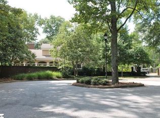 121 Kettering Ct, Greenville, SC 29607