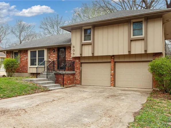 803 Melrose St, Liberty, MO 64068