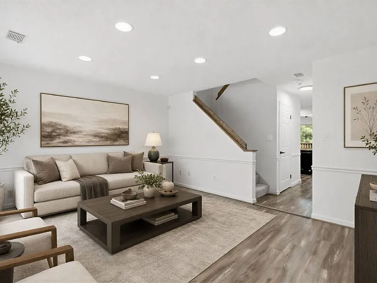 18106 Windsor Hill Dr — Photo 3