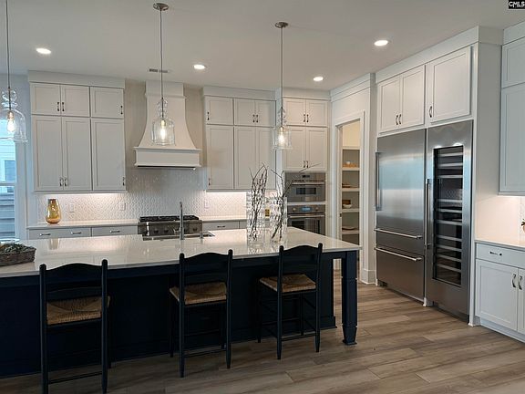 4th image of 534 Dreher Locks Rd