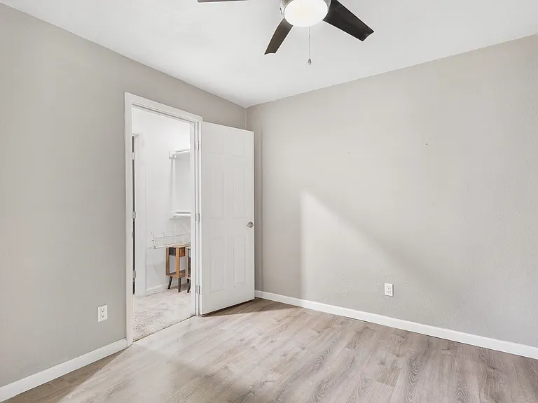 2612 W Pierson St #C — Photo 5