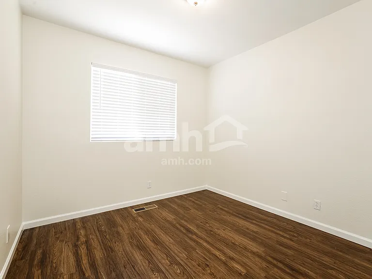 2215 Eagle Greens Dr — Photo 11