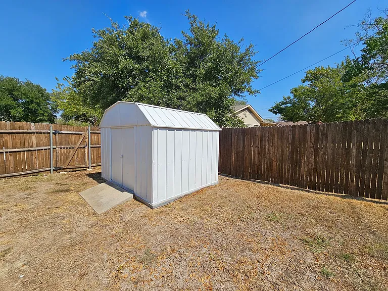 2906 Candlewick Ln — Photo 26