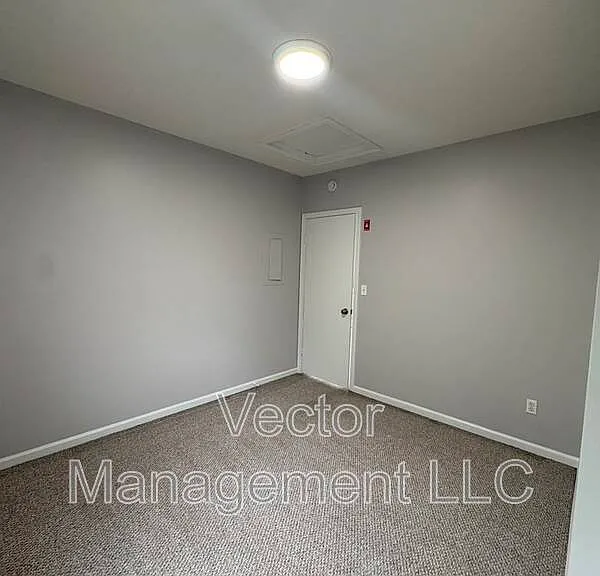 2842 Dixwell Ave #D — Photo 5