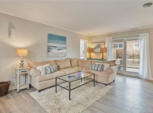 12 Drumlin Rd, Westport, CT 06880