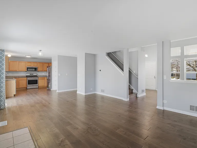 138 Celebration Ct — Photo 3