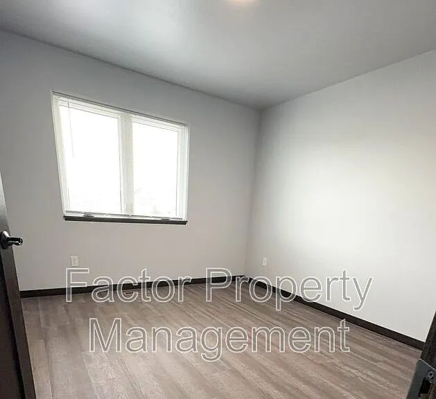 3108 Noble Dr — Photo 7