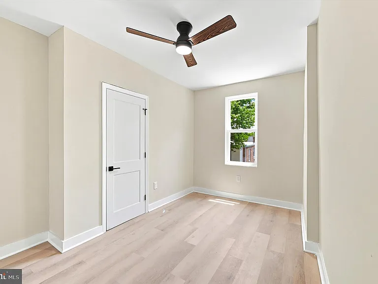 6151 Algard St — Photo 19