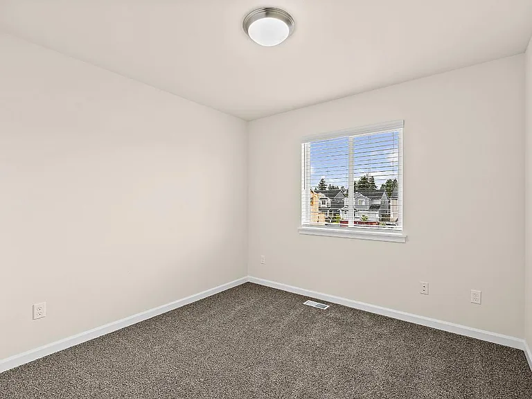 15851 Woodland Ct SE — Photo 25